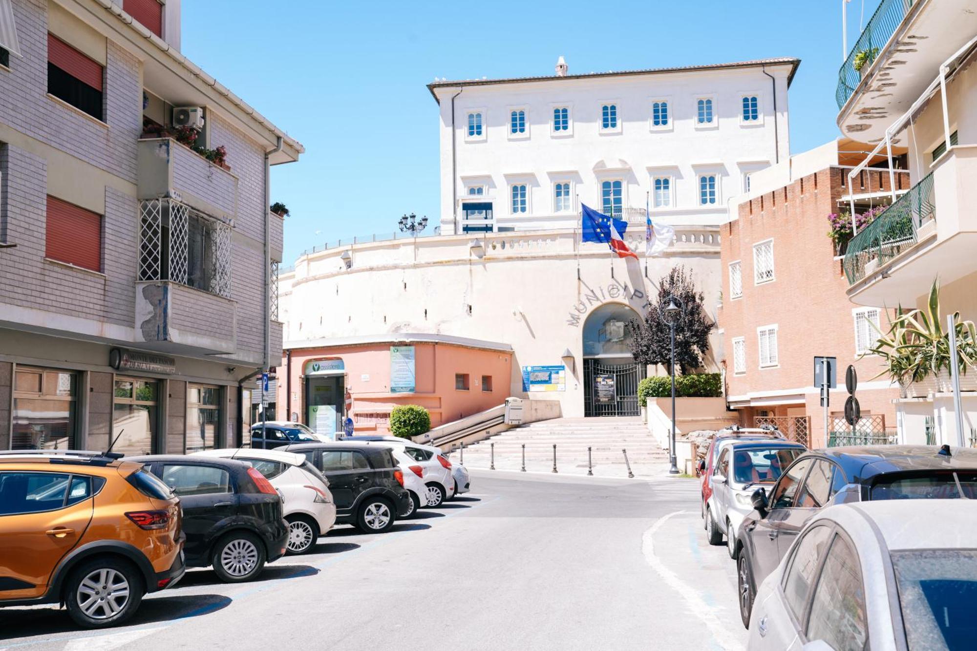 La Casa Di Flo Lejlighed Anzio Eksteriør billede